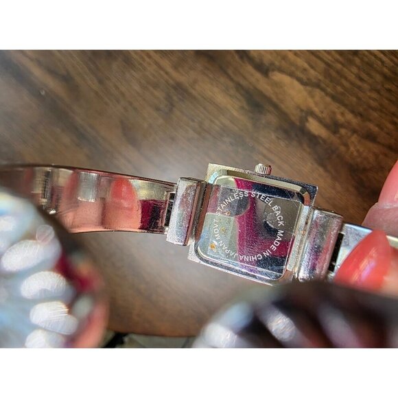 Women's Bella & Rose Quartz Bracelet Watch (need a replacement battery) - Picture 12 of 16